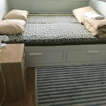 3 Bed Rooms, A Large Living Room With Terrace And Electric Sauna In Raisio,Finland Suitable For Upto 7 People 民宿 Raisio